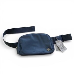 Lululemon Everywhere Belt Bag 1L in True Navy Color New With Tags